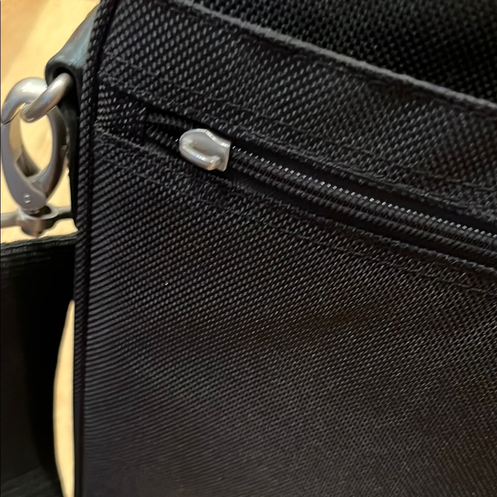 Dell Computer Briefcase - Picture 12 of 14